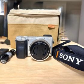 SONY α6400 レンズキット / シャッター3372回 / 美品