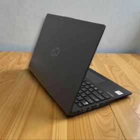 Fujitsu LIFEBOOK ブラックノートPC