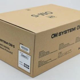 15731 新品 OM SYSTEM OM-5 ボディ オリンパス ミラーレス