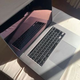 MacBook Pro 2019 16インチ 32GB i9 5500M
