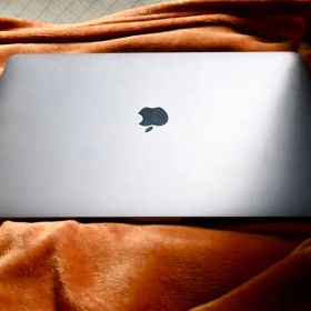 MacBook Pro 16インチ 2019 i9 32GB 1TB