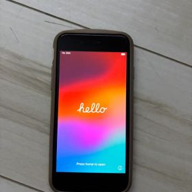 iPhoneSE3 ※訳有り ［値下げ交渉有］