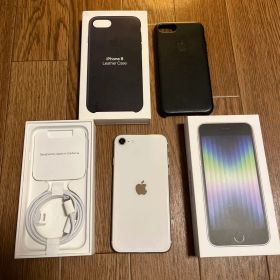 Apple iPhone SE (第3世代) ブラック 本体