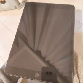 iPad 10.2インチ 第9世代 Wi-Fi 64GB MK2K3J/A