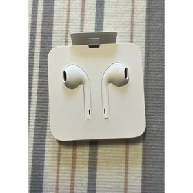 アップル(Apple)のApple純正イヤホン EarPods Lightning iPhone 有線(ヘッドフォン/イヤフォン)