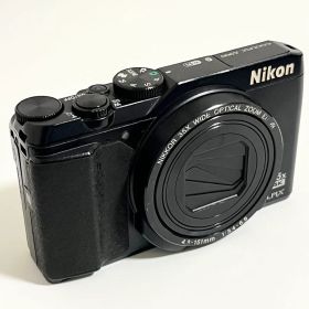 Nikon coolpix A900