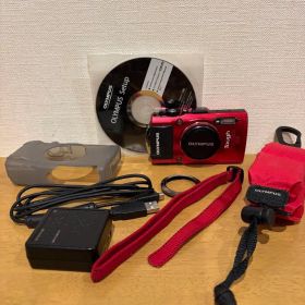 OLYMPUS Stylus TG-3 Tough レッド 本体と付属品