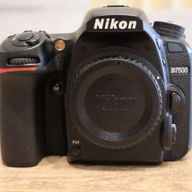 Nikon D7500 ボディ 一眼レフカメラ