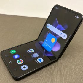 【ジャンク品】Galaxy Z Flip3 5G 128GB ファントムブラック au -SA98-