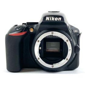 ニコン Nikon D5600 ボディ デジタル 一眼レフカメラ 【中古】