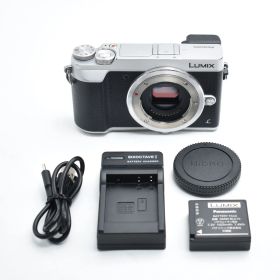 B#11342 パナソニック ミラーレス一眼カメラ ルミックス GX7MK2 ボディ シルバー DMC-GX7MK2-S