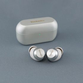 Panasonic Technics EAH-AZ100 完全ワイヤレスイヤホン USED美品 ノイズキャンセリング Qi対応 マイク 軽量 パナソニック 完動品 V2304