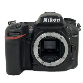 Nikon D7200 デジタル一眼レフカメラ ボディ バッテリーパック MB-D15付き ニコン カメラ 中古 O11009855