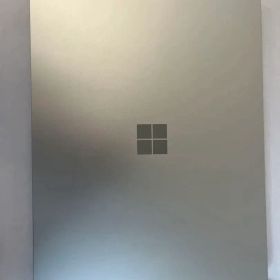 週末限定価格 Microsoft Surface Laptop GO
