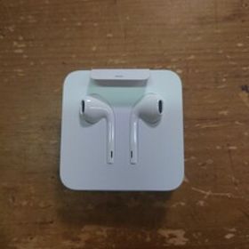 【未使用品】EarPods Apple 純正 iPhone7付属品 Lightning 3.5mmヘッドフォンジャックアダプタ 変換ケーブル その他おまけ付き