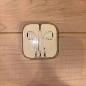 Apple EarPods ホワイト