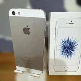 iPhoneSE 第1世代 32GB シルバー 本体 箱付き