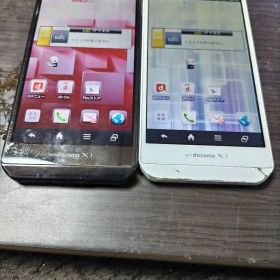 シャープ SH-02E 白&赤2台 AQUOS スマートフォン 初期化済み