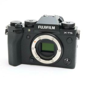【中古】 《美品》 FUJIFILM X-T5 ボディ ブラック [ デジタルカメラ ]