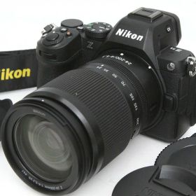 【中古】【美品】ニコン Z5II 24-200 レンズキット(センサー清掃済） CA01-R4485-2S4 Nikon Zマウント フルサイズ 5軸手ブレ補正 EVF 望遠ズーム レンズ付き セット 中古