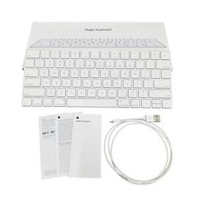 ■Apple Magic Keyboard MLA22LL/A A1644 ワイヤレスキーボード Bluetooth Lightningケーブル付 箱付き2306230