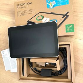 Wacom One 12インチ液晶ペンタブレット本体 ペンつき