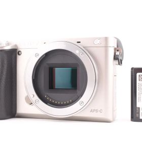 ★良品★《ショット数11,437回 》SONY ソニー α6000 ボディ シルバー ILCE-6000 ミラーレス★ M9686#29