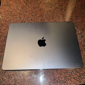 【美品】Apple MacBook Air 本体 M2 2022