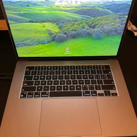 MacBook Air M2チップ搭載 15インチ