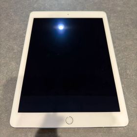 iPad Air 2 Wi-Fiモデル 64GB シルバー