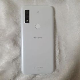 ARROWS F-51B スマートフォン