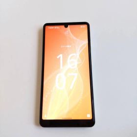 AQUOS sense4 basic SiMフリー 美品