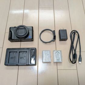 【美品】Sony Cyber-shot RX100M7 おまけ付き
