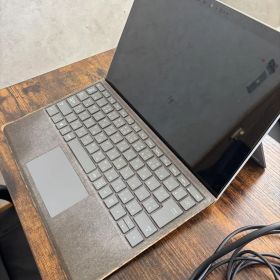 Microsoft Surface Pro7 純正コード付き（箱無し）