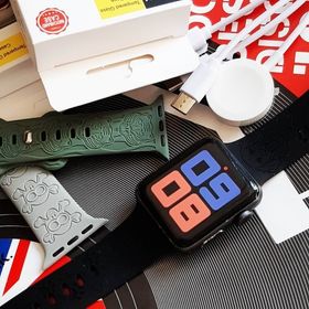アップルウォッチ(Apple Watch)の＝９３% ＝Series3 Apple Watch ＝ アップルウォッチ(腕時計(デジタル))