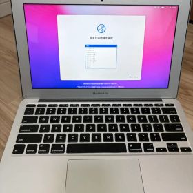 Apple MacBook Air 11インチ Early 2015 A1465