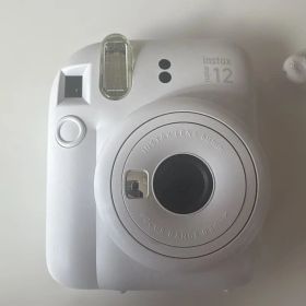instax mini 12 フィルムカメラ