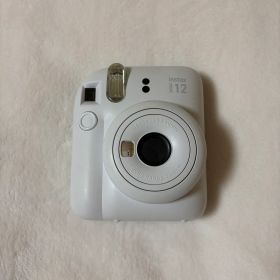 instax mini 12 ホワイト チェキ 本体