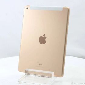 ソフマップ 〔中古品〕 iPad 第6世代 32GB ゴールド MRM02J／A docomoロック解除SIMフリー【297】