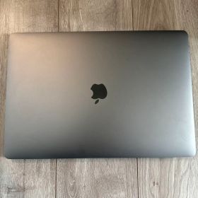 MacBook Pro 15 2016 i7 16GB SSD512GB