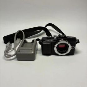 OLYMPUS PEN E-PL7 ミラーレス一眼