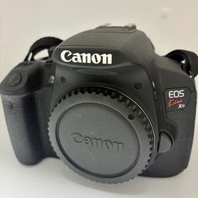 美品！ Canon EOS Kiss X7i ボディ+ バッテリー1個充電器