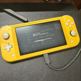 Nintendo Switch Lite イエロー