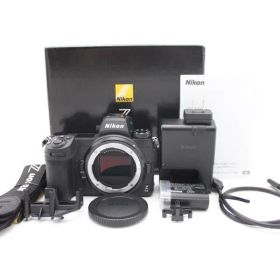 ■美品■ Nikon ミラーレスカメラ 一眼 Z6II ボディ black ♯10910