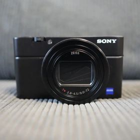 美品SONY ソニーサイバーショットDSC-RX100M7 おまけ付き