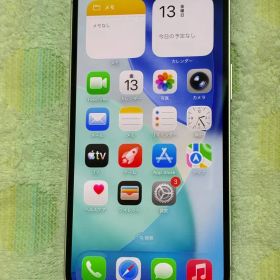 iPhone16e 128GB ホワイト 美品 バッテリー100% 即日発送可