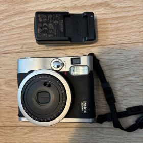 【美品】富士フィルム instax mini 90 インスタントカメラ本体