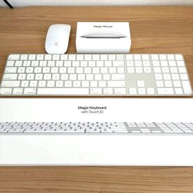 Magic Keyboard Touch ID & Magic Mouse 2