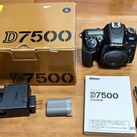 ★ショット数 約11,000 Nikon デジタル一眼レフカメラ D7500 ボディ ブラック★