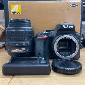 動作品 Nikon D5500 18-55mm VR レンズセット 一眼レフ